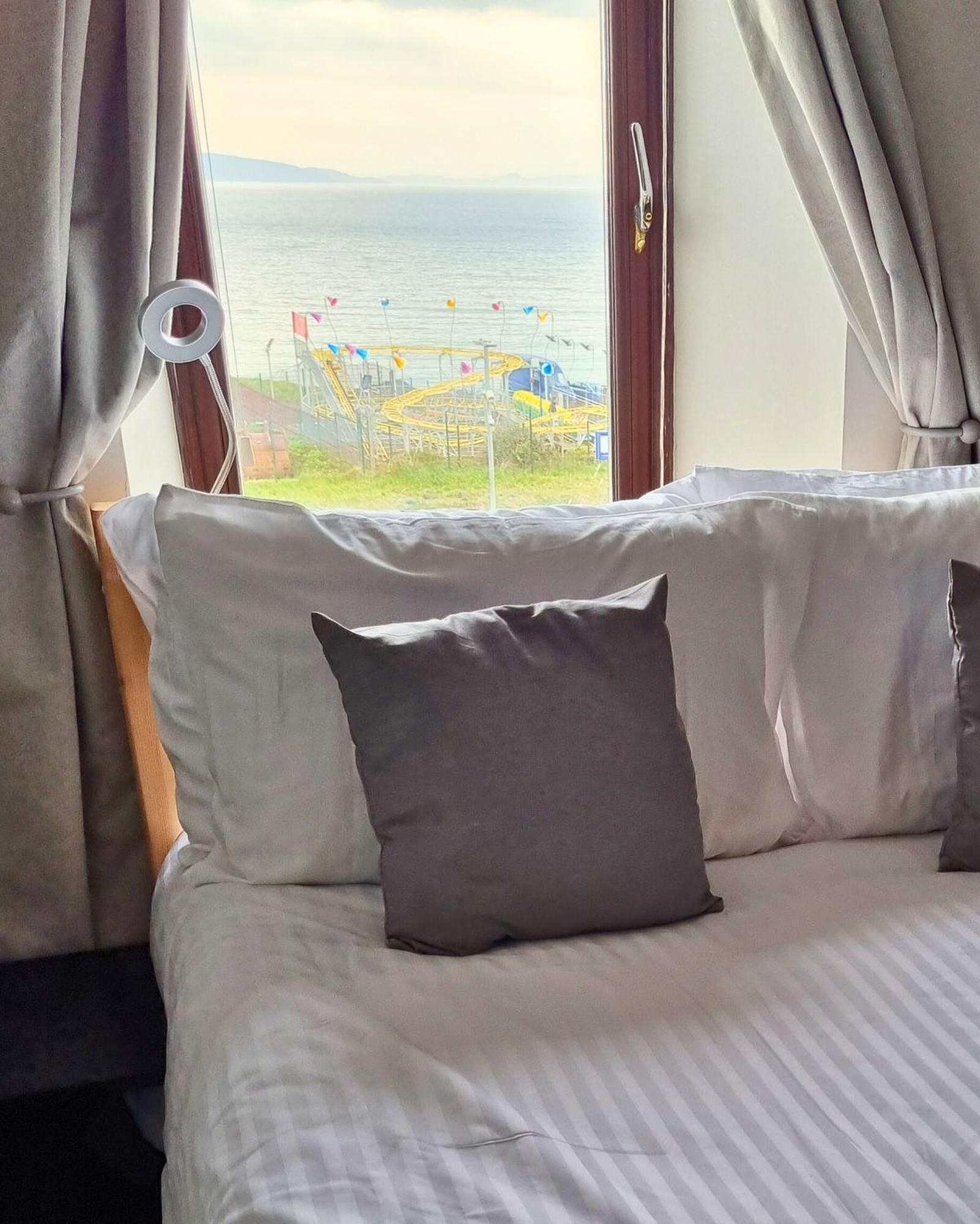 Appartamento 6 Golf Terrace - Portrush By The Sea Esterno foto